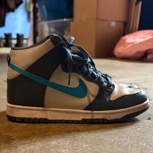 Nike Kids Dark Blue and Teal Dunks